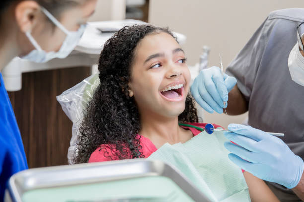 Best Broken or Cracked Tooth Emergency Dentist in Inez, TX